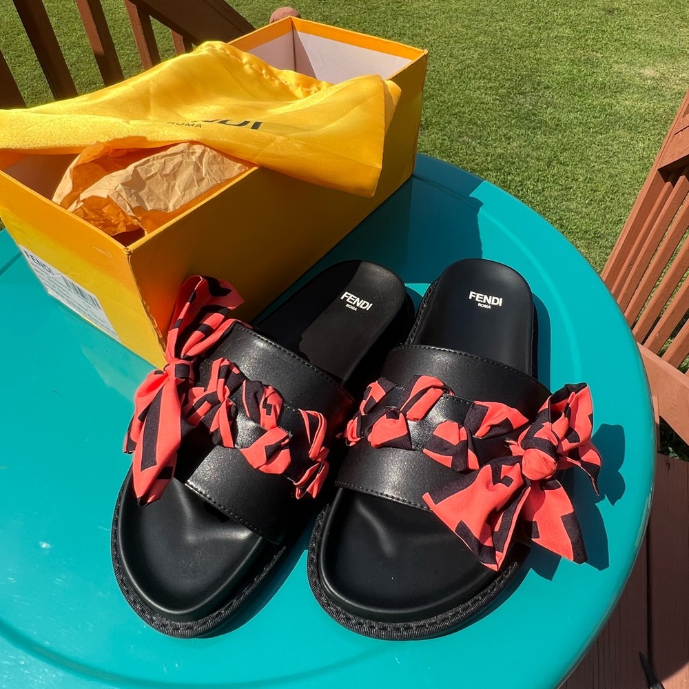 Fendi Ribbon Laced Slide